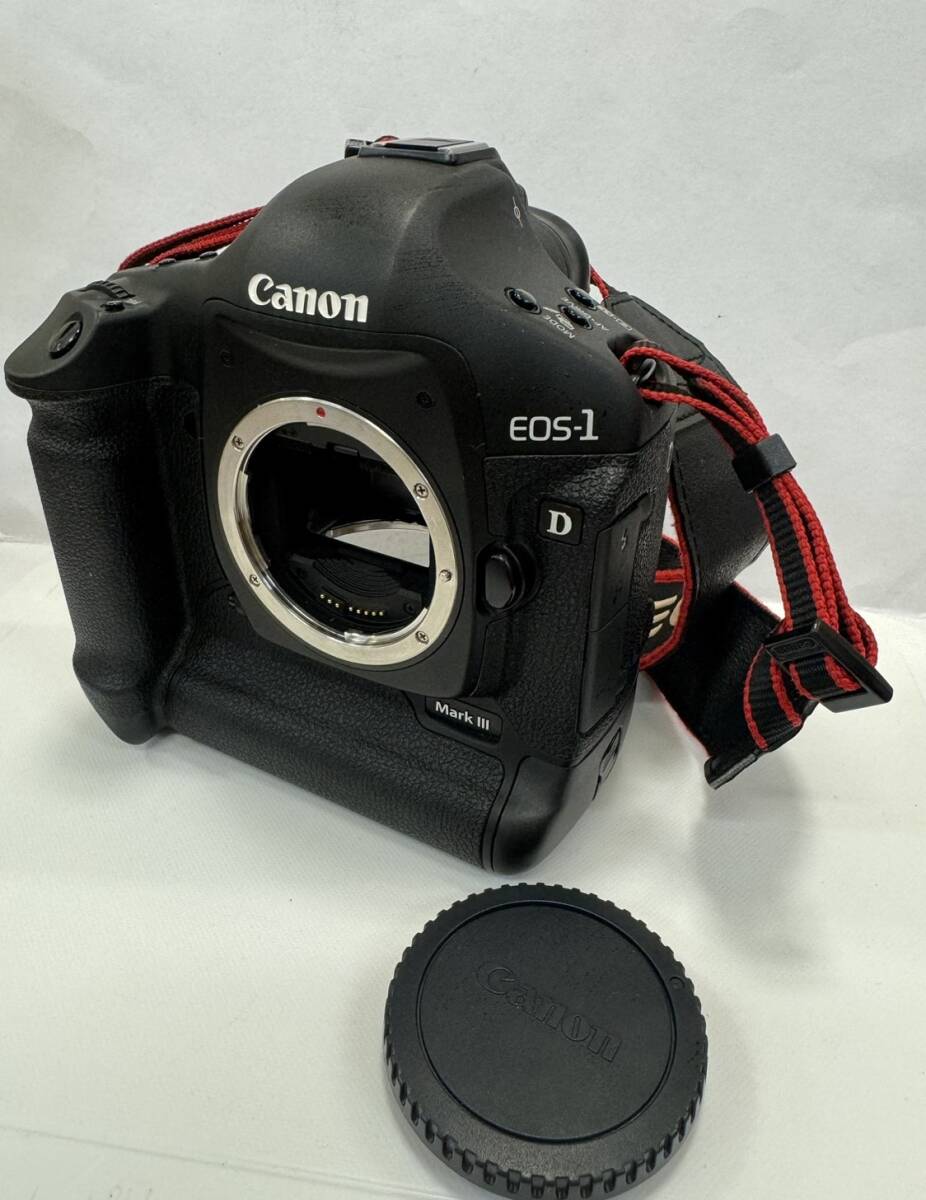 【1円スタート！通電・動作確認OK】Canon キヤノン EOS 1D MarkⅢ ボディ デジタル 一眼レフカメラ バッテリー チャージャー付 中古_画像2