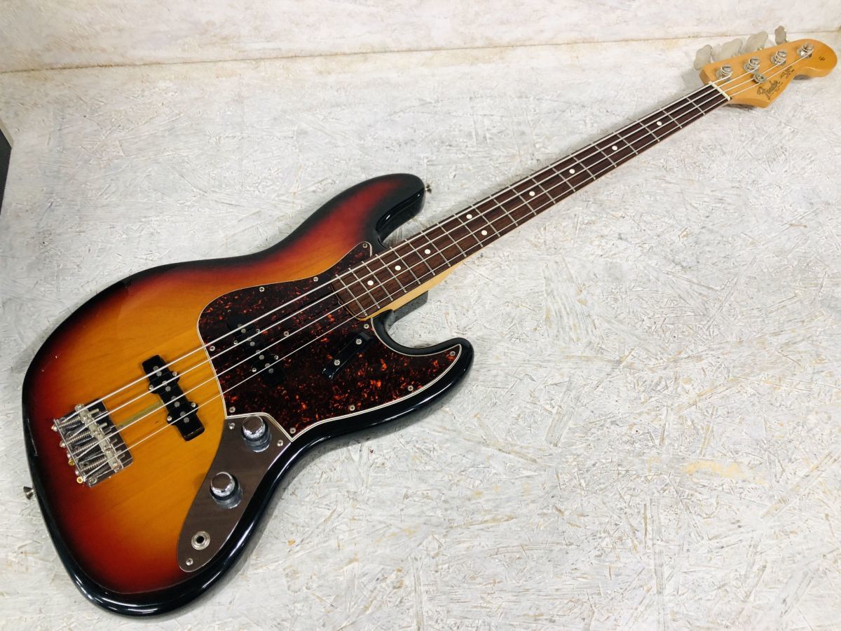 中古 Fender American Vintage 62 Jazz Bass 2knob (u78838)