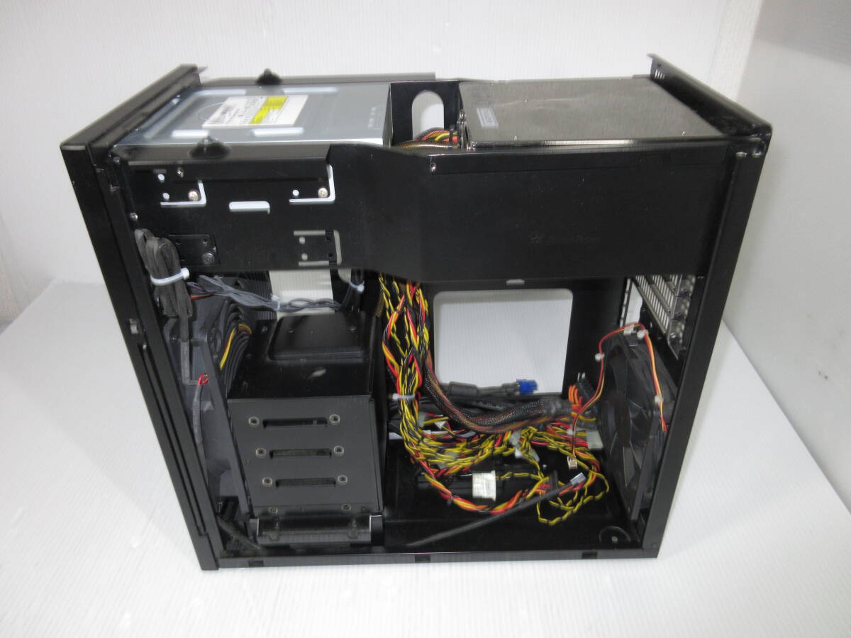 SilverStone SST-TJ08B-E ( черный ) Micro-ATX PC кейс б/у товар 