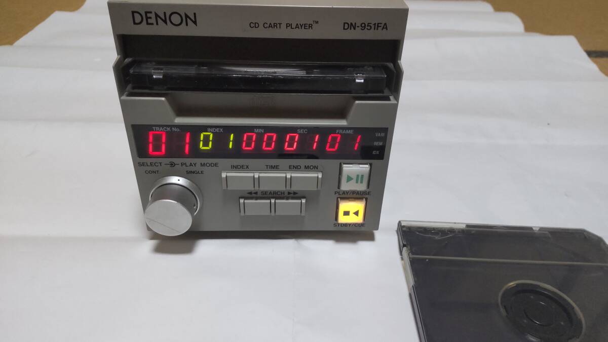  業務用 CDプレーヤー DENON DN-951FA_画像1