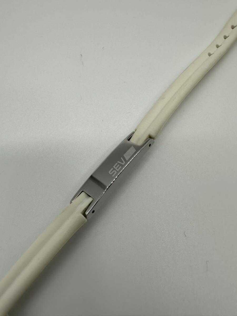 SEV セブ ラインブレスレット Sサイズ 白 ホワイト 送料無料の画像3