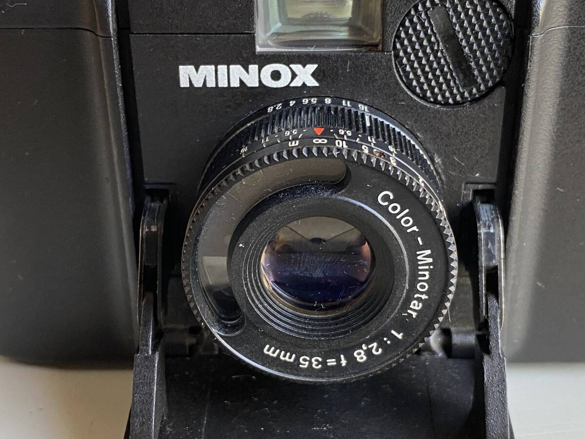 Ct246◆MINOX ミノックス◆コンパクト フィルムカメラ Color-Minotar 1:2.8 f=35mm カメラ 光学機器 ケース付 未検品_画像4