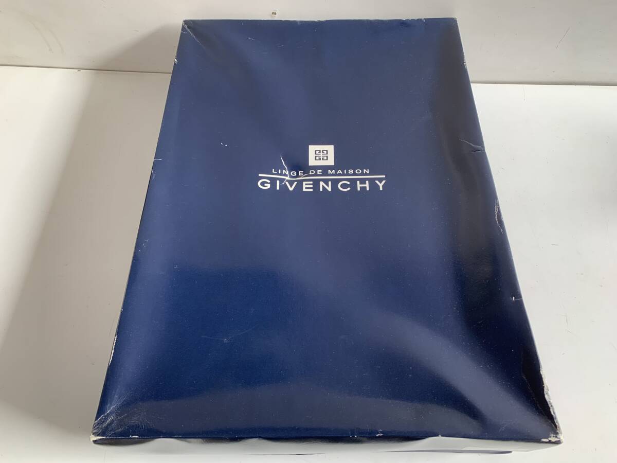 ⑯u766*GIVENCHYji van si.* bedding blanket cotton blanket single for size 140.×200.2265-65554-700 beige group . pattern 30.. goods unused box attaching 