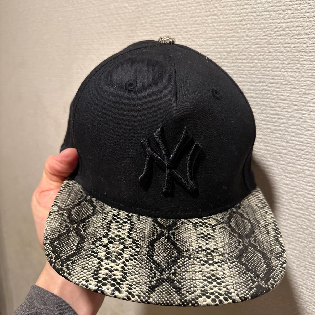 NEW ERA ニューエラ キャップ スナップバック 帽子　パイソン　蛇柄　CAP フリー