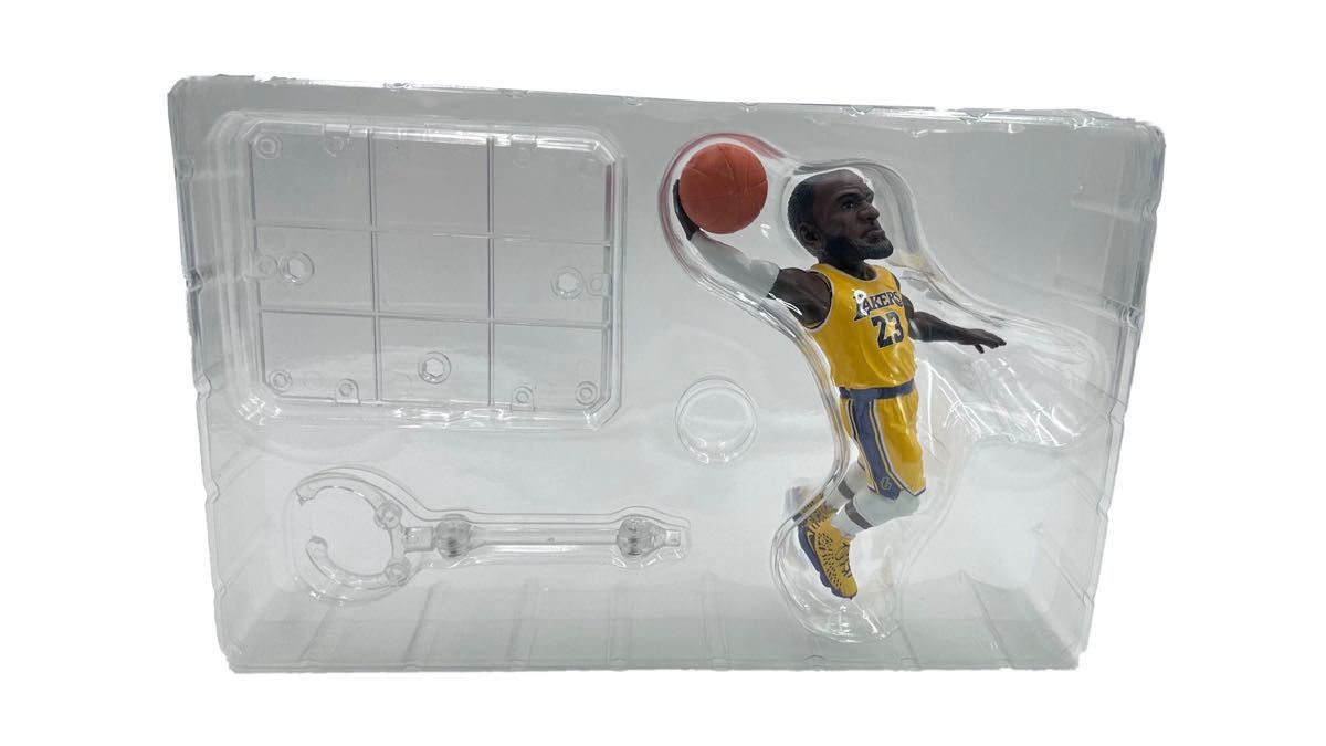 レブロン・ジェームズ　フィギュアNBA最高峰バスケットプレイヤー　フィギュア