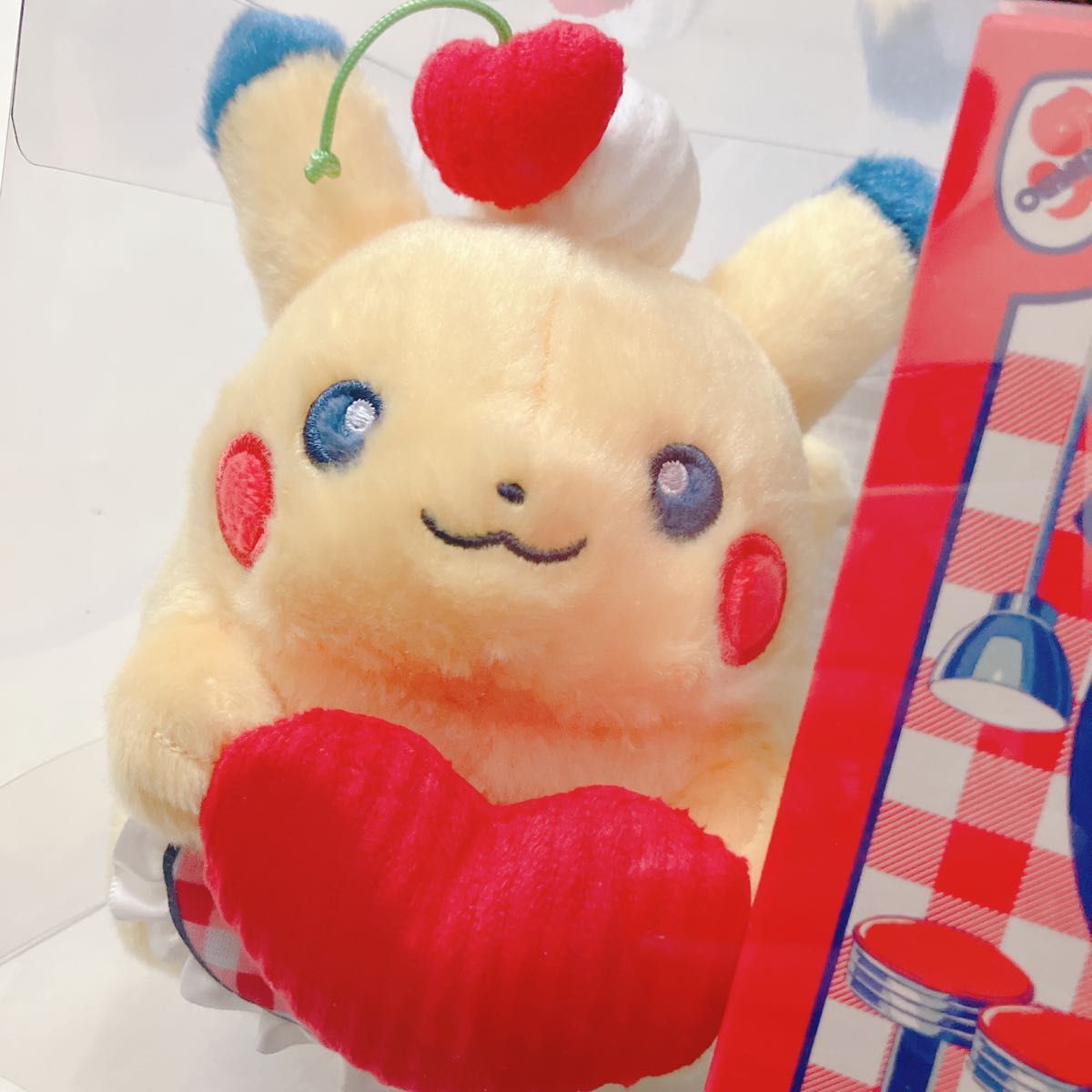 ポケモンセンター 限定 オリジナル モロゾフ アソートチョコ ピカチュウ ぬいぐるみ バレンタイン グッズ