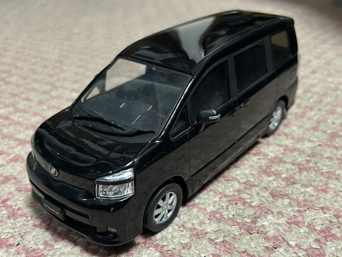 1/24 トヨタ ヴォクシー ブラック　カラーサンプル TOYOTA VOXY 難あり　ジャンク_画像1