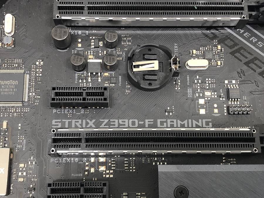 ASUS STRIX Z390-F GAMING マザーボード■現状品の画像4