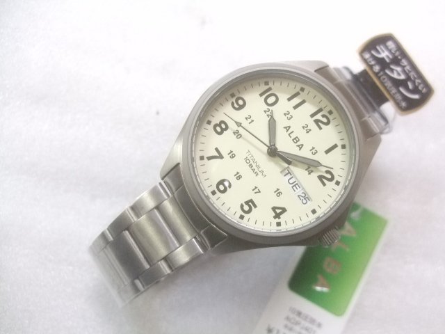 新品現行メンズセイコーアルバチタンクオーツ腕時計定価11000円　Z421