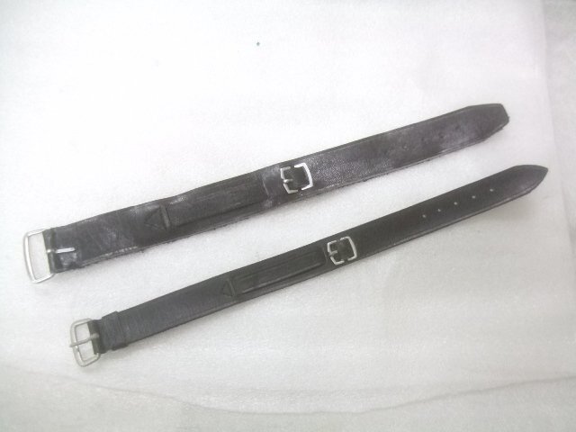 デッドストック未使用戦前、戦後二重軍用、並型腕時計男女パリス管通しベルト2本　Z572