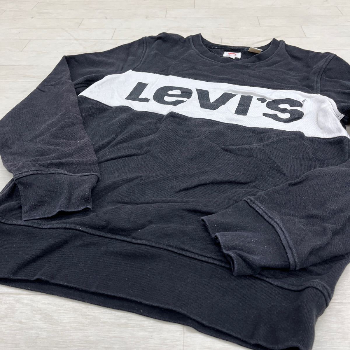 1369◎ Levi's リーバイス トップス スウェット トレーナー 裏起毛 長袖 クルーネック ビック ロゴ ブラック ホワイト メンズS_画像3