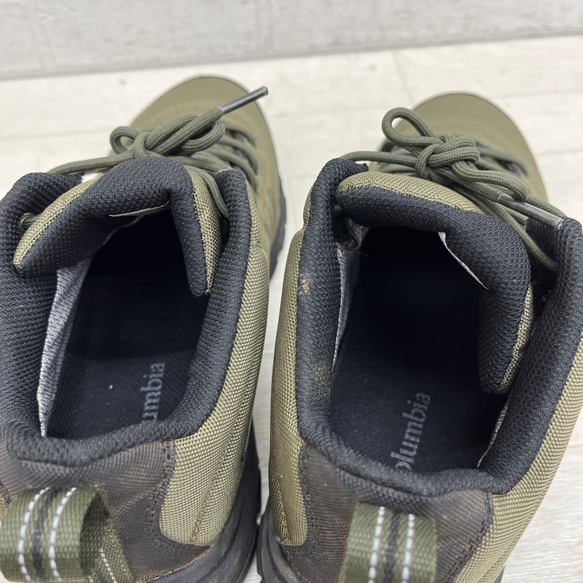 1408* Columbia Colombia outdoor trekking shoes 6 hole casual one Point Logo khaki men's 26.5