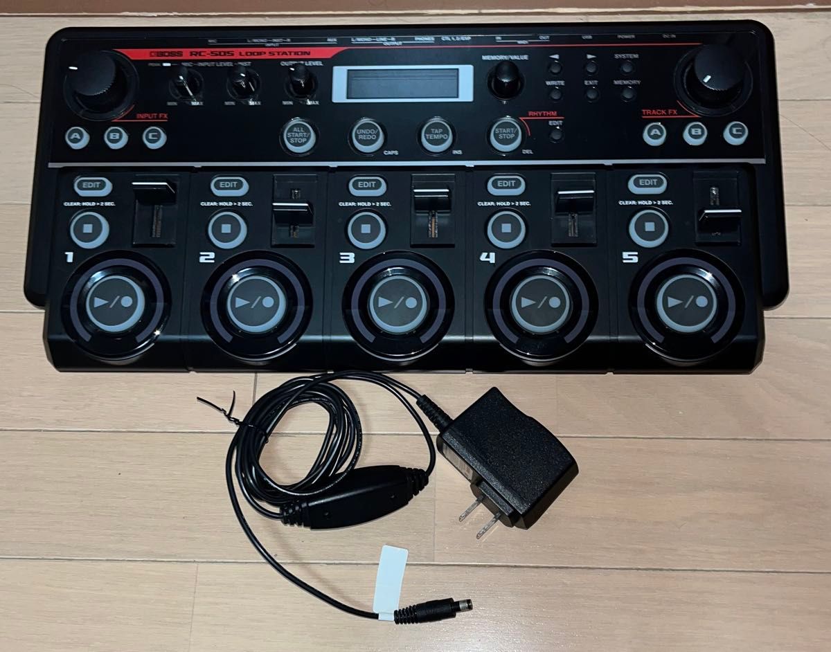 【他サイト出品中　早い者勝ち】BOSS Loop Station RC505