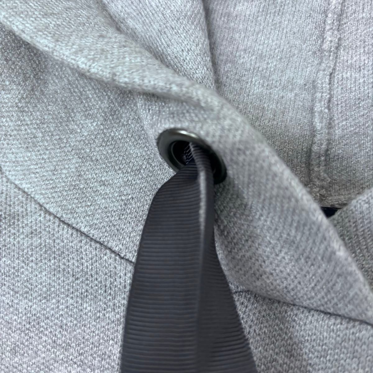 ZARA ビジュー ショート丈 クロップド丈 ニット パーカー S ZARA ビジュー ショート丈 クロップド丈 ニット パーカー S