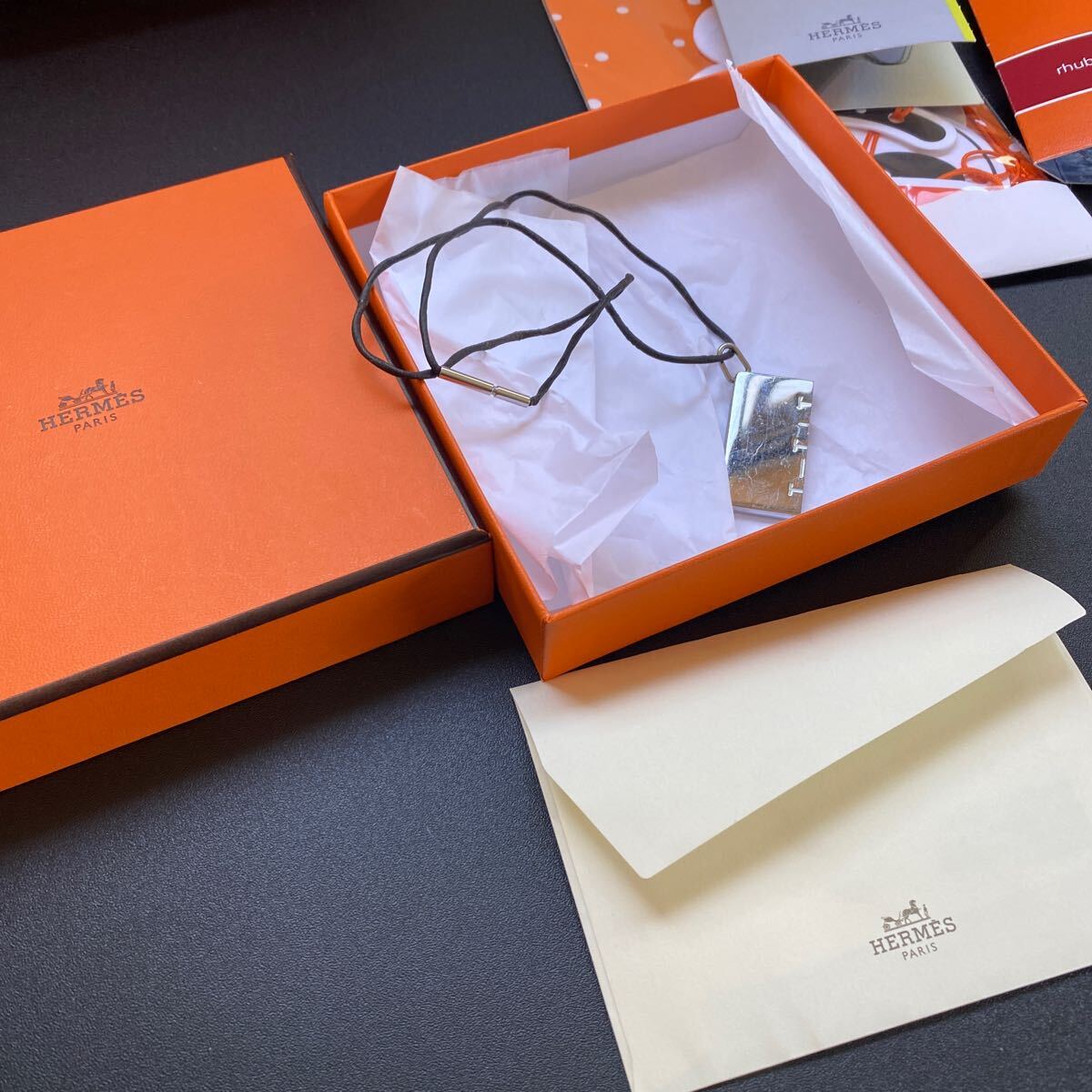 h66 エルメス HERMES オレンジBOX ペンダント ネックレス おまけ付きBOX _画像7