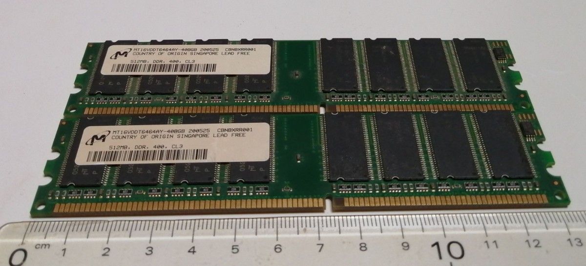 MT16VDDT6464AY-40BGB（512MB×2枚セット）DDR SDRAM PC3200 DDR400 デスクトップ