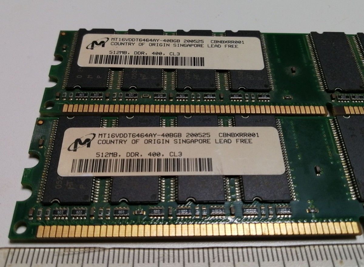 MT16VDDT6464AY-40BGB（512MB×2枚セット）DDR SDRAM PC3200 DDR400 デスクトップ