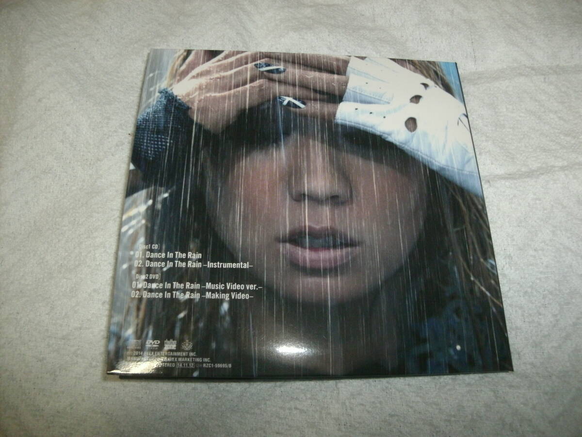 送料込み CD＋DVD 倖田來未 DANCE IN THE RAIN ファンクラブ限定盤 FC限定盤_画像2