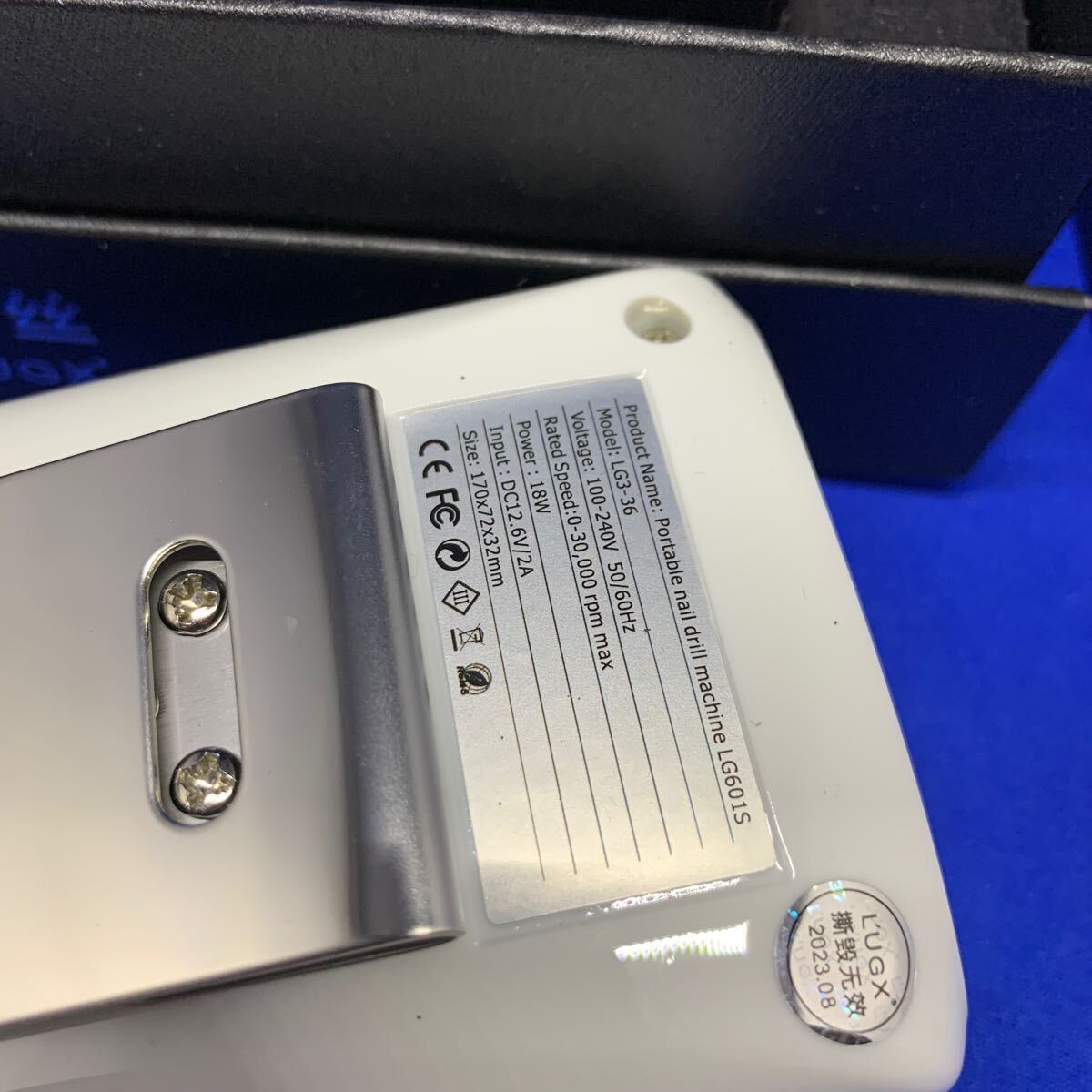Y8911 L'UGX 電動ネイルマシン 30000RPM プロ ネイルドリル 研磨 Y8911 L'UGX 電動ネイルマシン 30000RPM プロ ネイルドリル 研磨