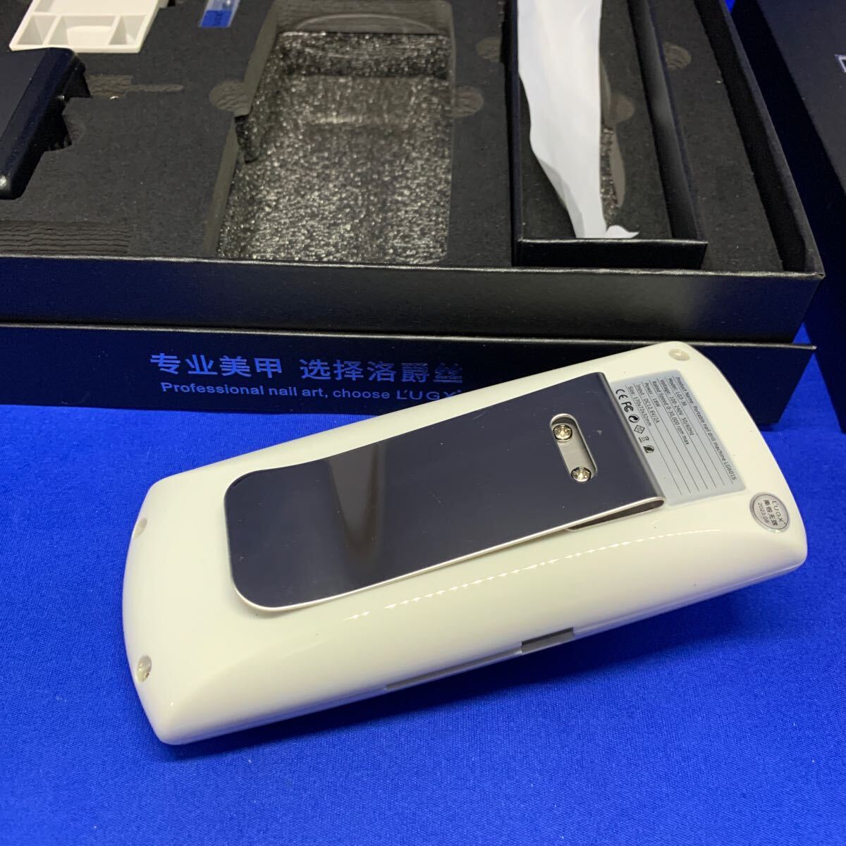 Y8911 L'UGX 電動ネイルマシン 30000RPM プロ ネイルドリル 研磨 Y8911 L'UGX 電動ネイルマシン 30000RPM プロ ネイルドリル 研磨