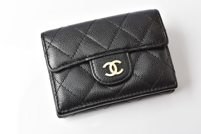 シャネル コインケース/ミニ財布 CHANEL コンパクトウォレット/A84401/3つ折り財布 キャビアスキン クラシック A84401 ブラック_画像2