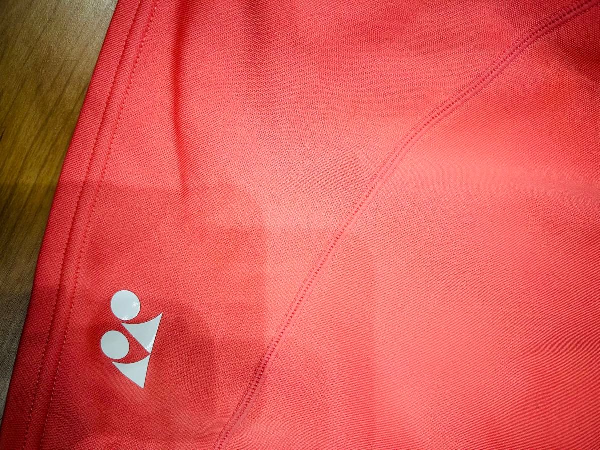 ヨネックス　ベリークール　セットアップ　ユニフォーム　テニス　バドミントン　ゲームシャツ　サーモンピンク