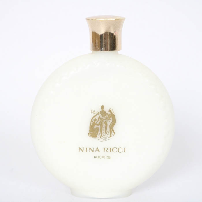 ニナリッチ ダスティングパウダー レールデュタン 未使用 コスメ 化粧品 レディース 100gサイズ NINA RICCIの画像1
