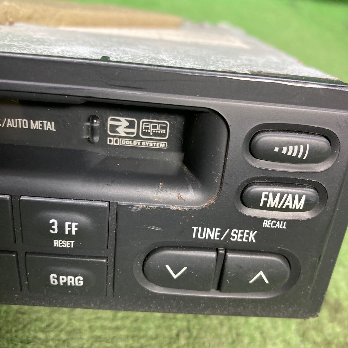 AV3-9 激安 カーステレオ clarion PI-9309N? FM/AM カセット テープデッキ 通電未確認 ジャンクの画像2