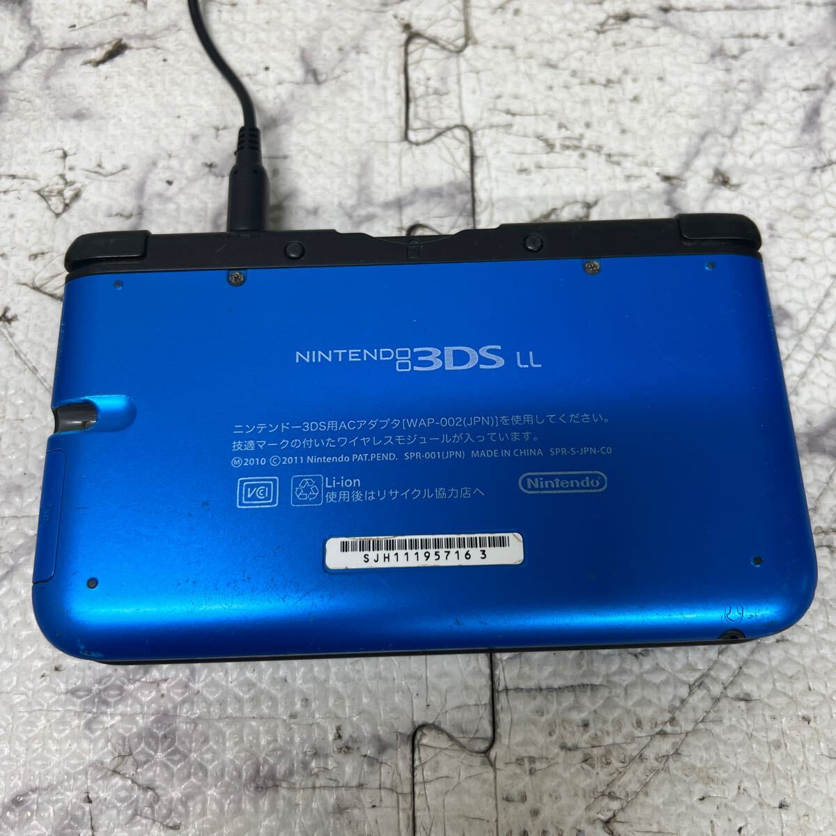 MYG-1344 激安 ゲー厶機 本体 Nintendo 3DS LL 起動OK ジャンク 同梱不可_画像4