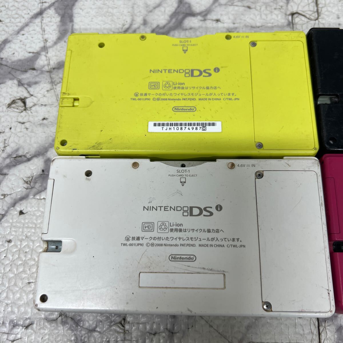 MYG-1366 激安 ゲー厶機 本体 Nintendo DSi 通電、電源OK 4点 まとめ売り ジャンク 同梱不可_画像7