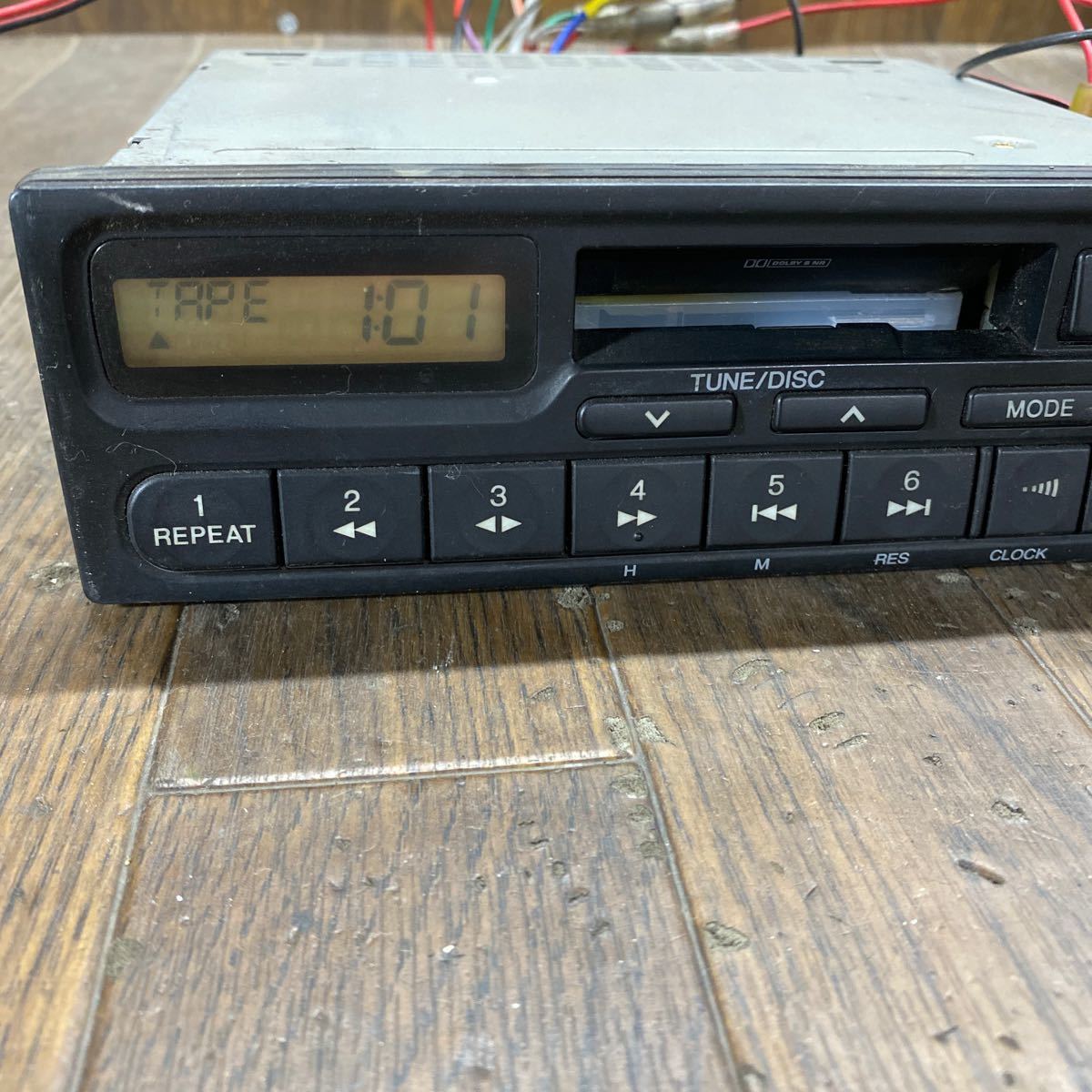AV1-426 激安 カーステレオ テープデッキ HONDA 39100-S5A-912 21528 カセット FM/AM 本体のみ 簡易動作確認済み 中古現状品の画像2