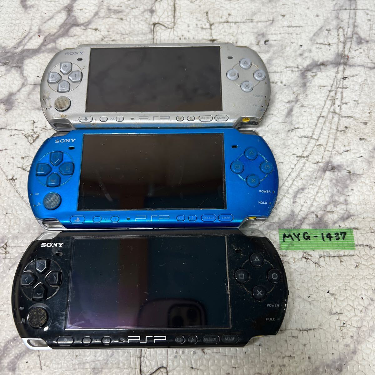 MYG-1437 激安 ゲー厶機 PSP 本体 SONY PSP-3000 通電、起動OK 3点 まとめ売り ジャンク 同梱不可