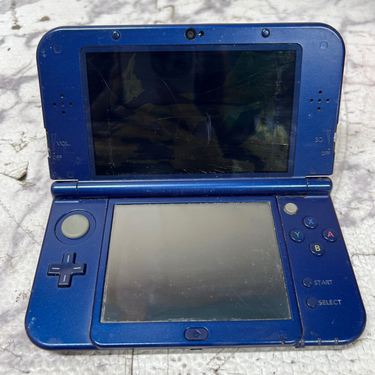MYG-1464 激安 ゲー厶機 本体 New Nintendo 3DS LL 動作未確認 ジャンク 同梱不可_画像2