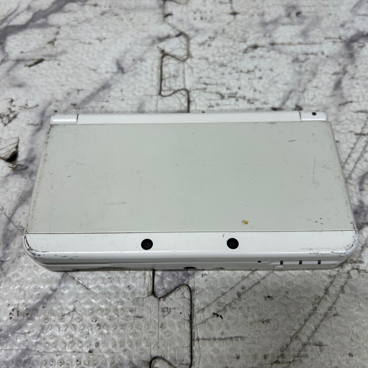 MYG-1473 激安 ゲー厶機 本体 New Nintendo 3DS 動作未確認 ジャンク 同梱不可_画像3