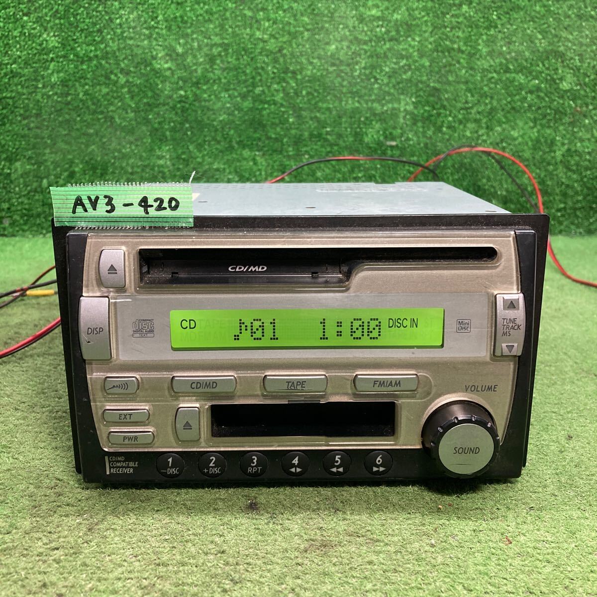 AV3-420 激安 カーステレオ SUZUKI 39101-84G00-JS9 882820028201 CD MD カセット FM/AM 本体のみ 簡易動作確認済み 中古現状品_画像1