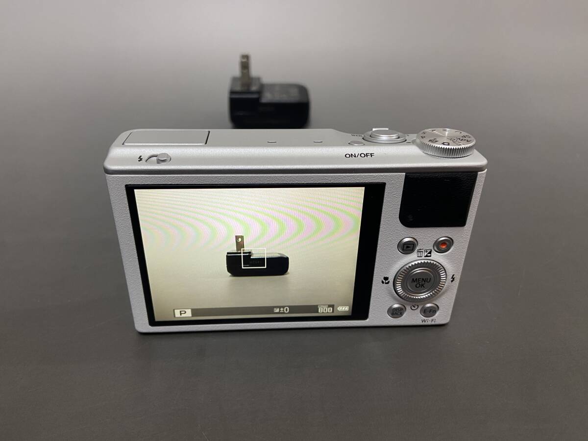 21352円 美品!FUJIFILM XQ2 FX-XQ2W 1200万画素/4倍/ホワイト 21352円 美品!FUJIFILM XQ2 FX-XQ2W 1200万画素/4倍/ホワイト