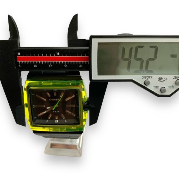 ■稼働品・極美品・良品 DIESEL ディーゼル DZ-1326 黒文字盤 グリーンｘブラック ＳＳ メンズ腕時計 新品電池交換済の画像8