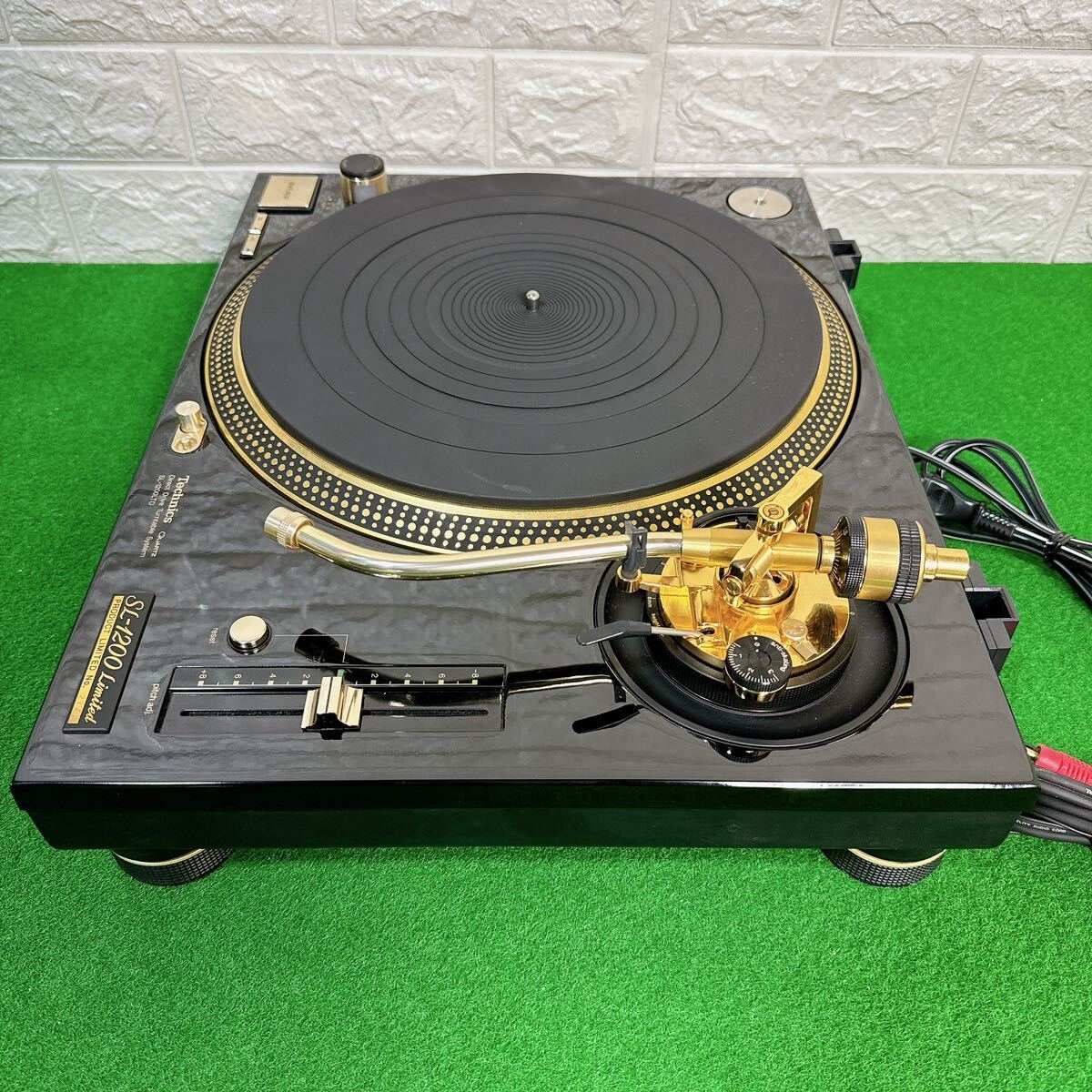 【美品】Technics テクニクス レコードプレーヤー ターンテーブル SL-1200LTD リミテッドエディション 24金メッキ ゴールド 松下電器 限定_画像4