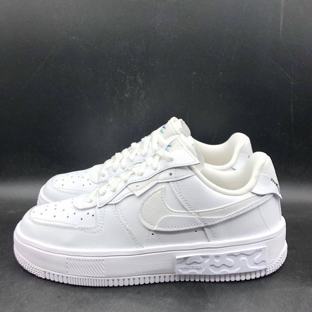 M2577 ほぼ未使用 NIKE ナイキ AIR FORCE 1 FONTANKA エアフォース フォンタンカ スニーカー レディース US9.5/26.5cm ホワイト 白 DH1290の画像4