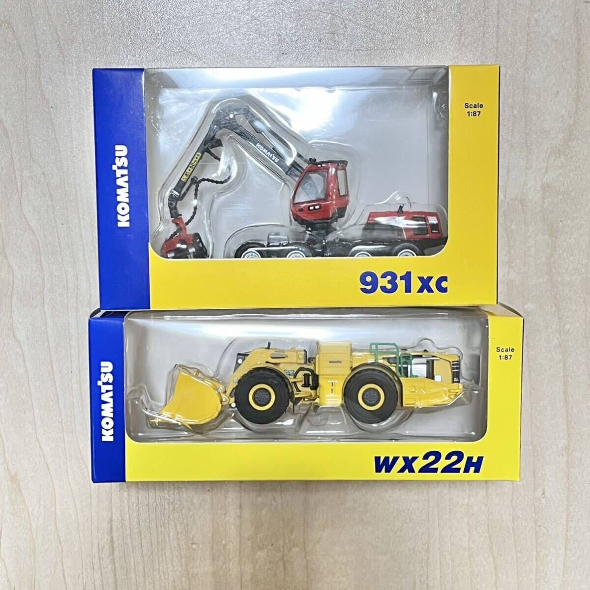 558 KOMATSU コマツ ミニカー 非売品 2点まとめ／931xc 1:87 ホイールハーベスタ／wx22H 1:87 ロードホールダンプ _画像1