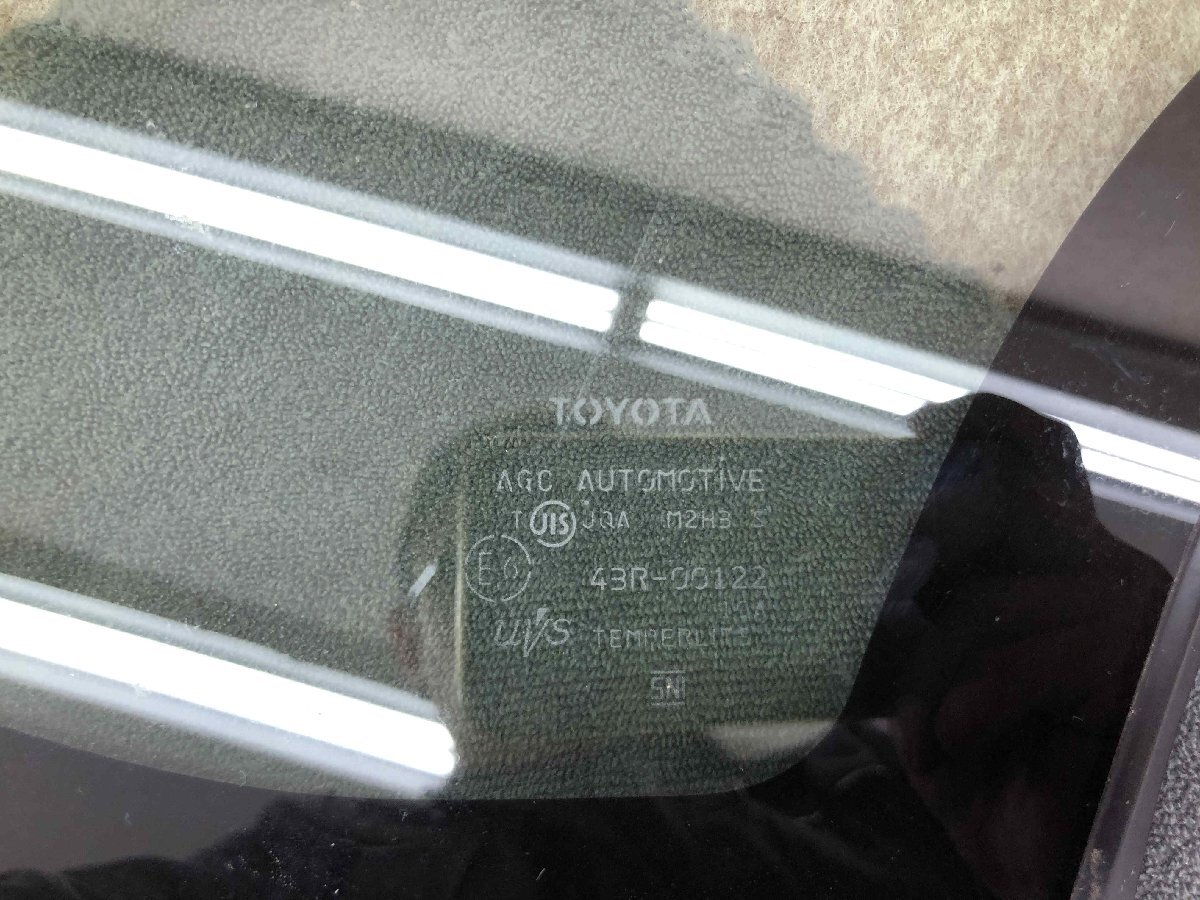 ヴォクシー ZWR80 サイドガラス左 クォーターガラス左 三角窓ガラス 水垢あり 現状品よく確認してご落札ください。_画像5