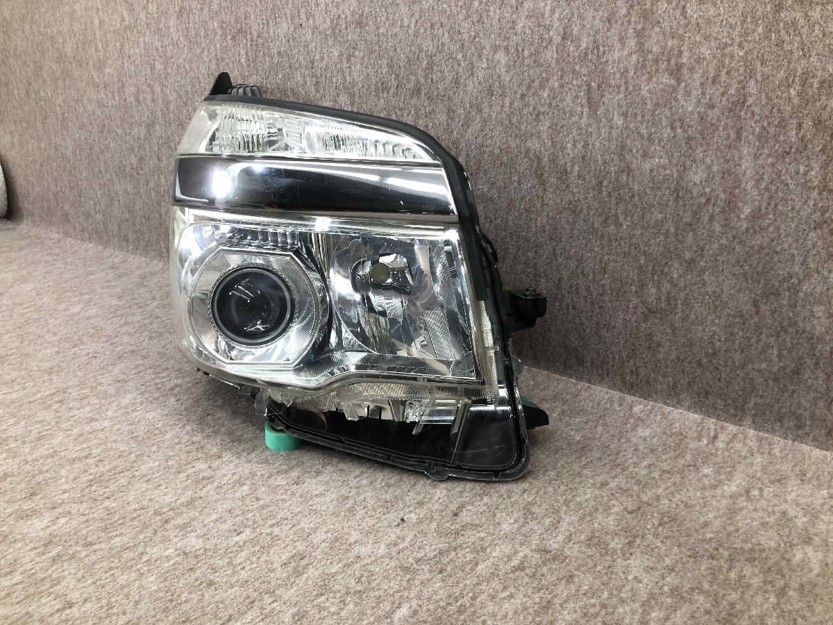 磨き済み トヨタ 後期 HID ZRR70W ヴォクシー 右 ヘッドライト KOITO 28-226_画像2