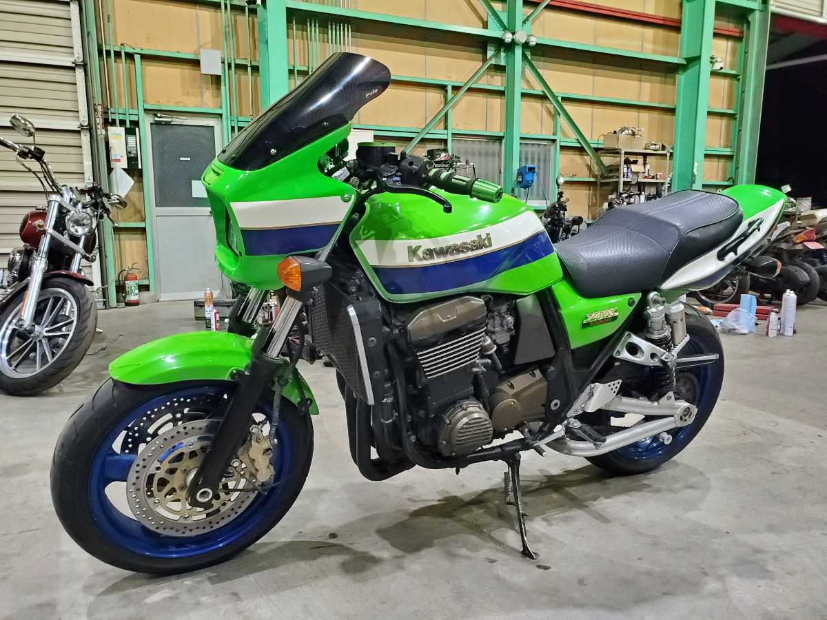 格安　ZRX1200R　ZRT20A　セル始動　59523ｋｍ　ローソン　平成13年式　ZRX1200　_画像1