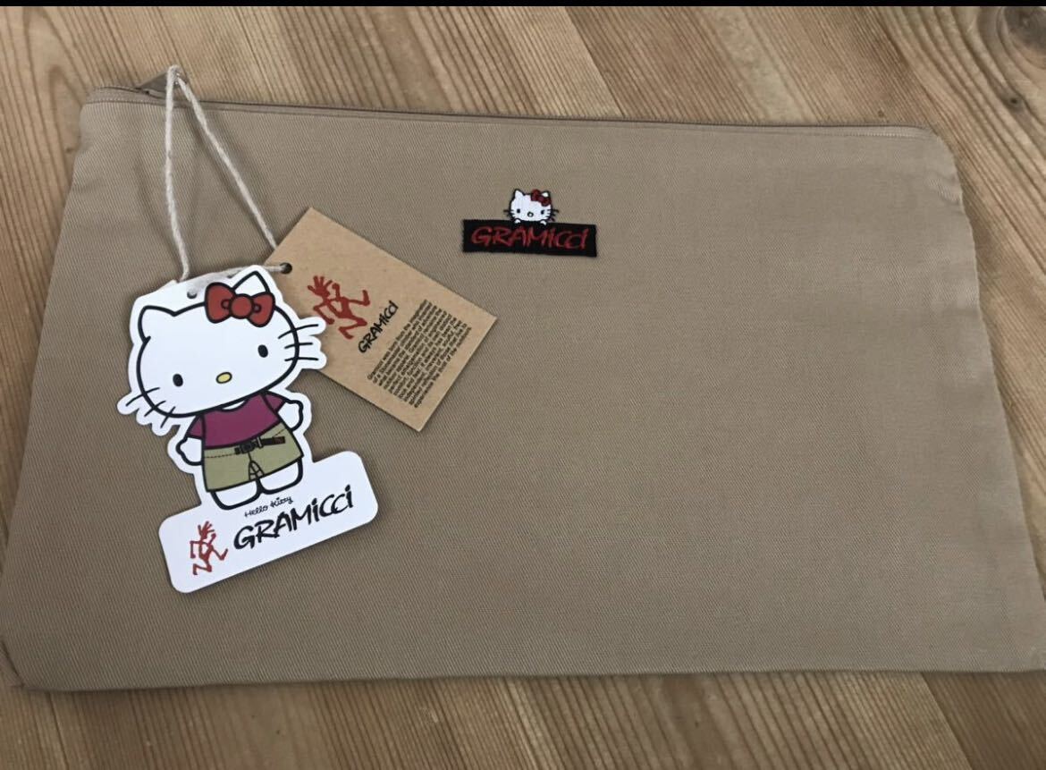 ☆グラミチGRAMICCI×ハローキティsanrio ポーチ　ベージュ新品☆フラットポーチ GRAMICCI小物入れ_画像1