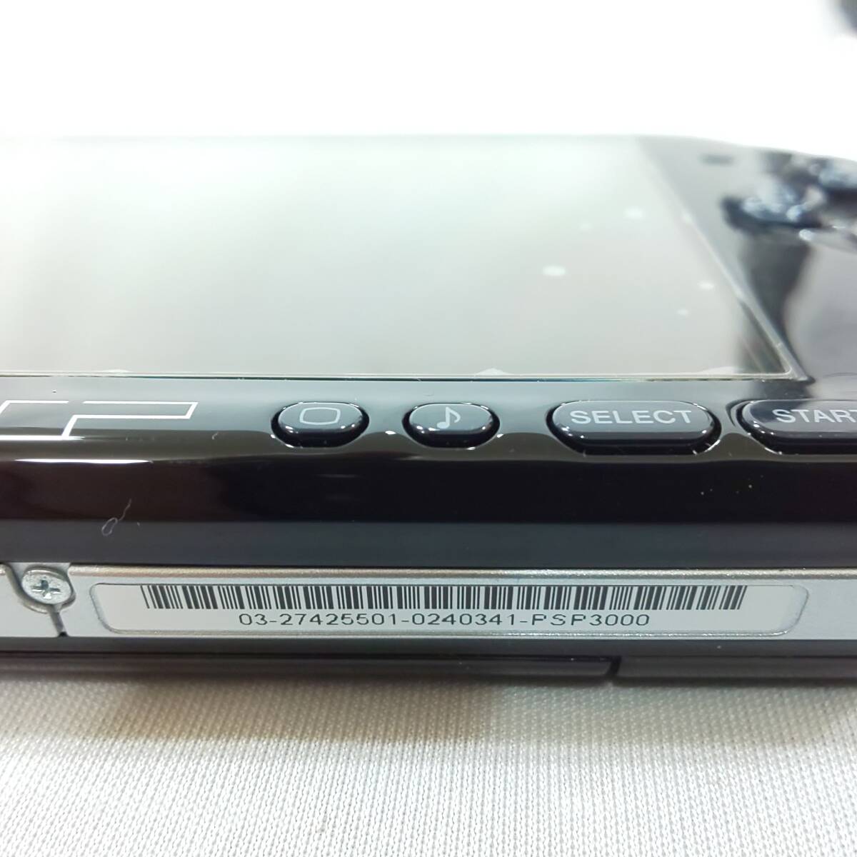 ◎ソニー◎SONY PlayStation Portable PSP-3000 ピアノブラック 初期化済 4GBメモリースティック・充電器・取扱説明書・ケース・箱 即発送_画像7