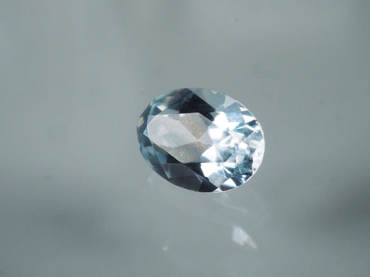 ★☆★BI-LOきまぐれ大セール★☆★ No 0325 天然石 アクアマリン 0.7ct 産地ブラジル_画像2