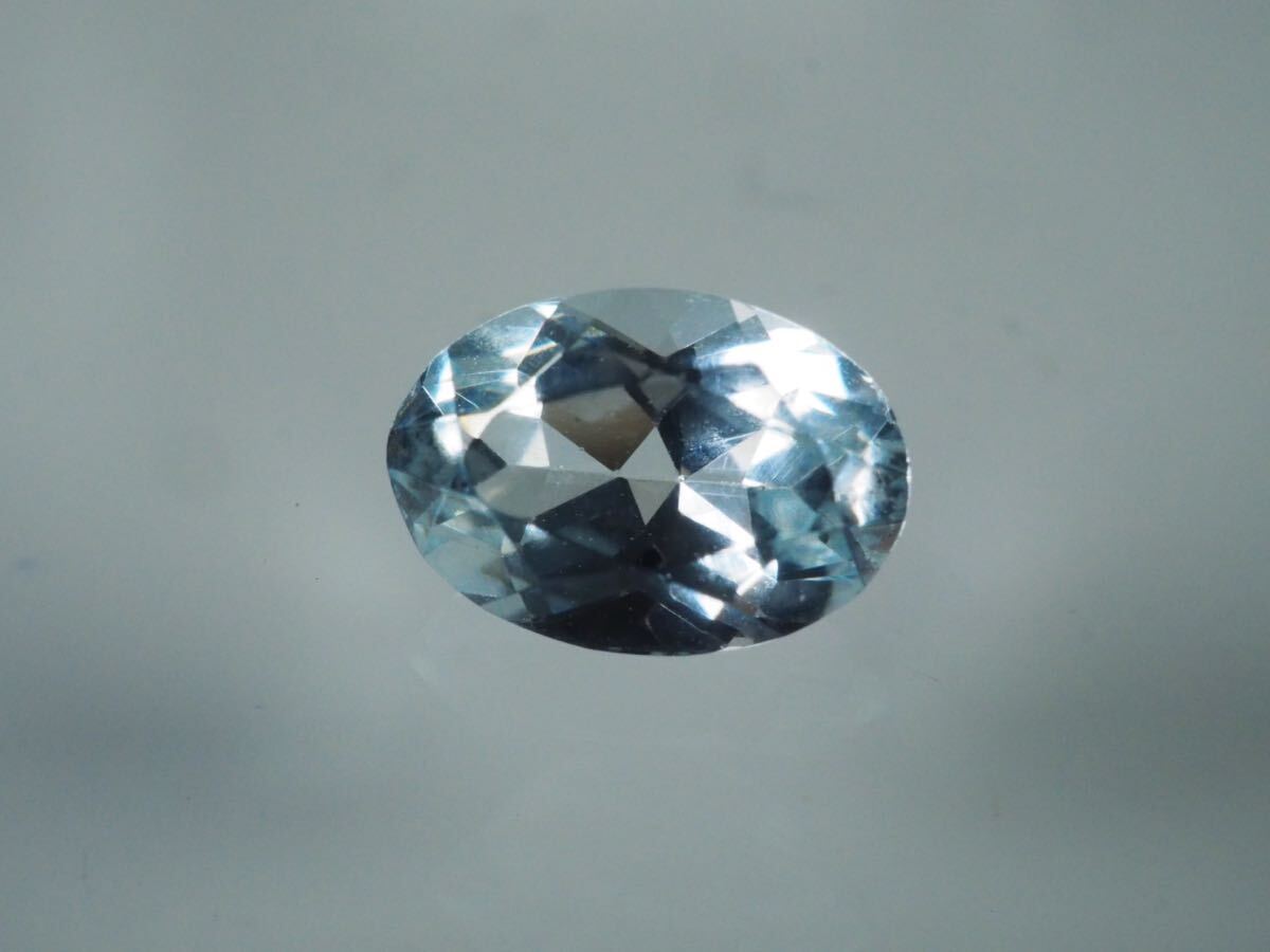 ★☆★BI-LOきまぐれ大セール★☆★ No 0325 天然石 アクアマリン 0.7ct 産地ブラジル_画像1