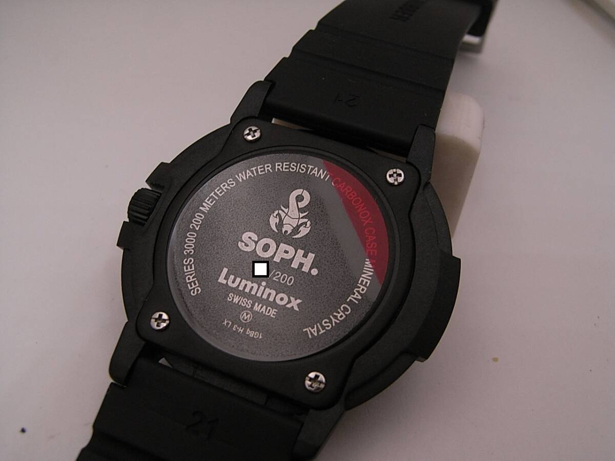 【SOPHNET. Luminox 3001 SOPH. 200本限定 腕時計】美品_画像3
