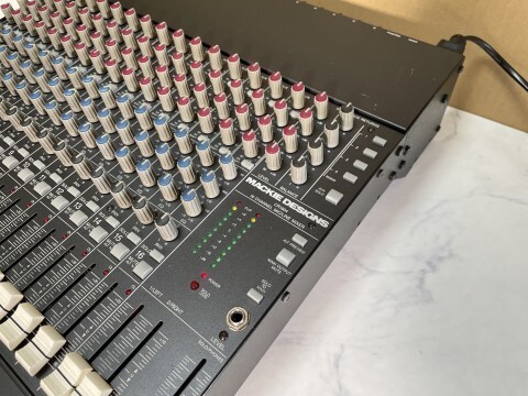 Vintage Mackie Mixer CR-1604 16CHANNEL MIC LINE MIXER アナログミキサー　引き取り大歓迎_画像3