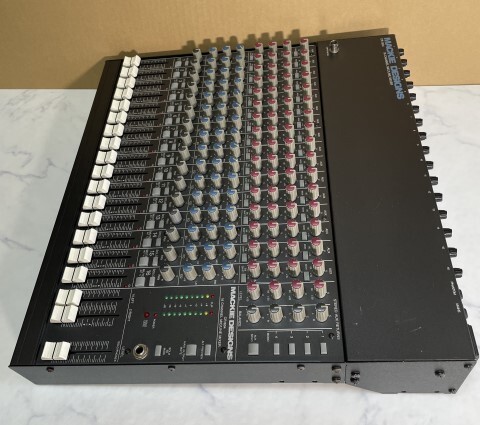 Vintage Mackie Mixer CR-1604 16CHANNEL MIC LINE MIXER アナログミキサー　引き取り大歓迎_画像6